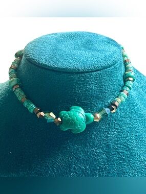 Handmade Turquoise Turtle Beaded bracelet